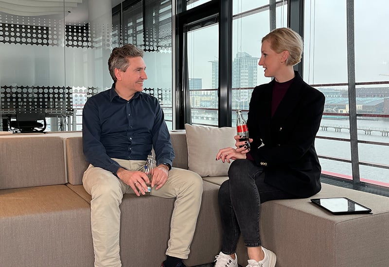 Geschlechtergerechtigkeit bei Coca-Cola: Kathrin Flohr und Tilmann Rothhammer in der Zentrale in Berlin