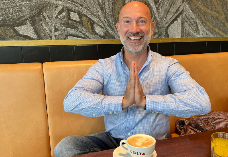 Costa Coffee-Experten Julio Sabani verabschiedet sich